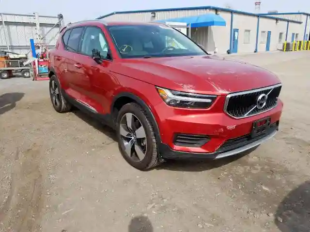 YV4AC2HK1K2045997 2019 VOLVO XC40 T4 MOMENTUM-0