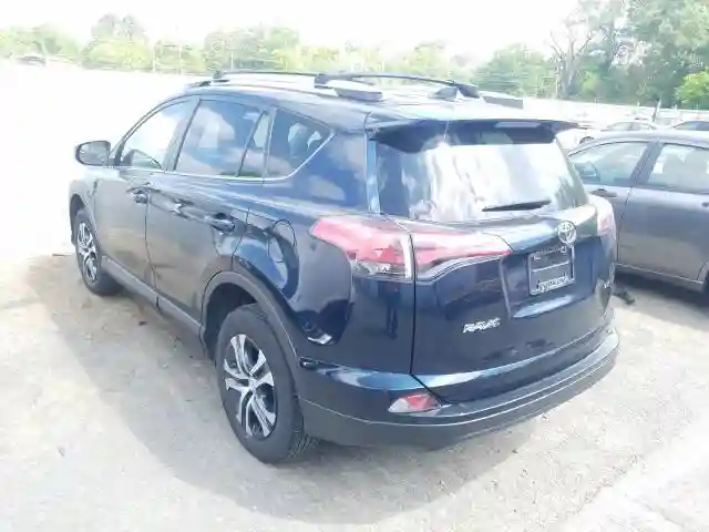 JTMZFREV6JJ749119 2018 TOYOTA RAV4 LE-2
