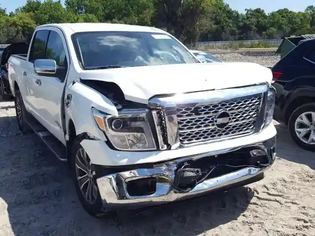 1N6AA1E52HN527965 2017 NISSAN TITAN SV-0