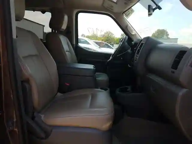 5BZAF0AA8JN851414 2018 NISSAN NV 3500 S-4