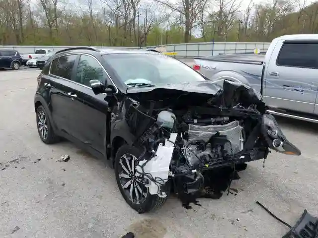 KNDPNCAC6J7420607 2018 KIA SPORTAGE EX-0