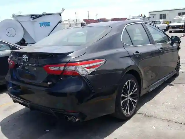 4T1B11HK2KU791592 2019 TOYOTA CAMRY L-3