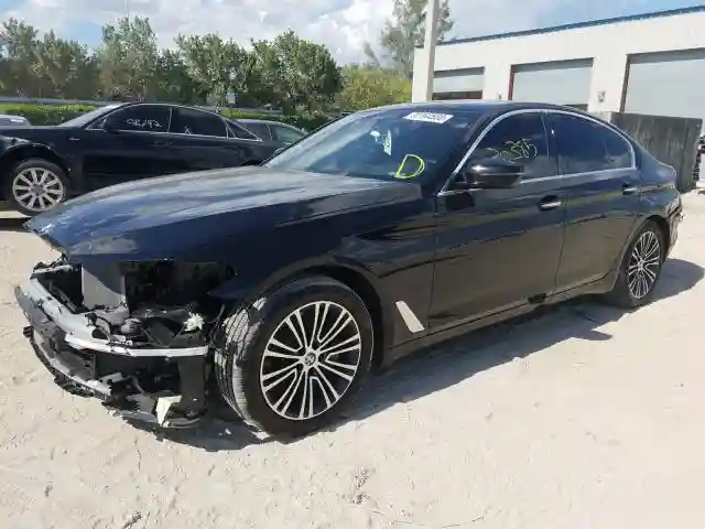 WBAJA5C5XJWA37075 2018 BMW 530 I-1