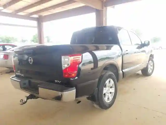 1N6AA1EK1HN571221 2017 NISSAN TITAN S-3