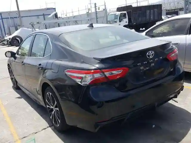 4T1B11HK2KU791592 2019 TOYOTA CAMRY L-2