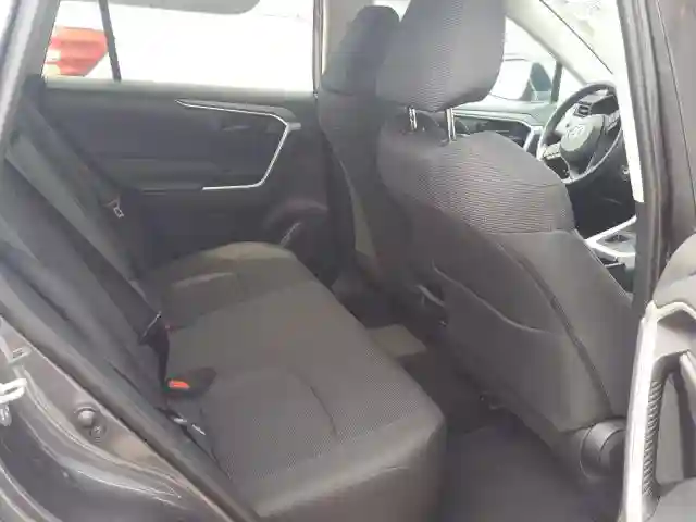 2T3H1RFV1KW019968 2019 TOYOTA RAV4 LE-5