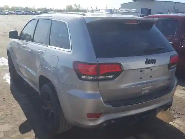 1C4RJFDJ7JC473260 2018 JEEP GRAND CHEROKEE SRT-8-2
