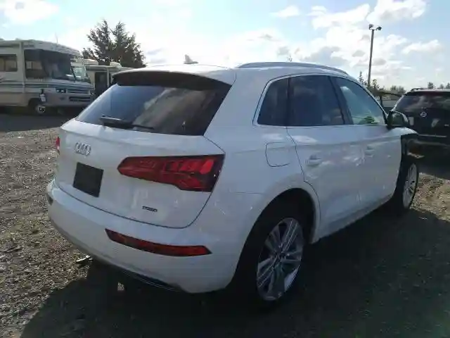 WA1BNAFY7K2094912 2019 AUDI Q5 PREMIUM PLUS-3