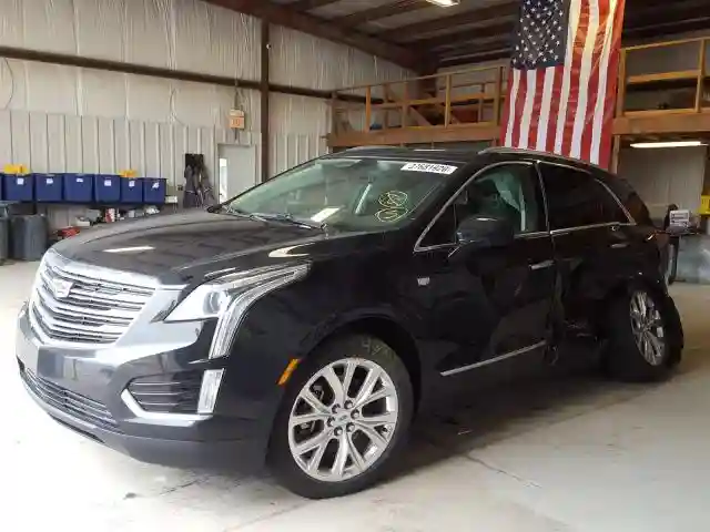 1GYKNBRS7HZ241436 2017 CADILLAC XT5 LUXURY-1