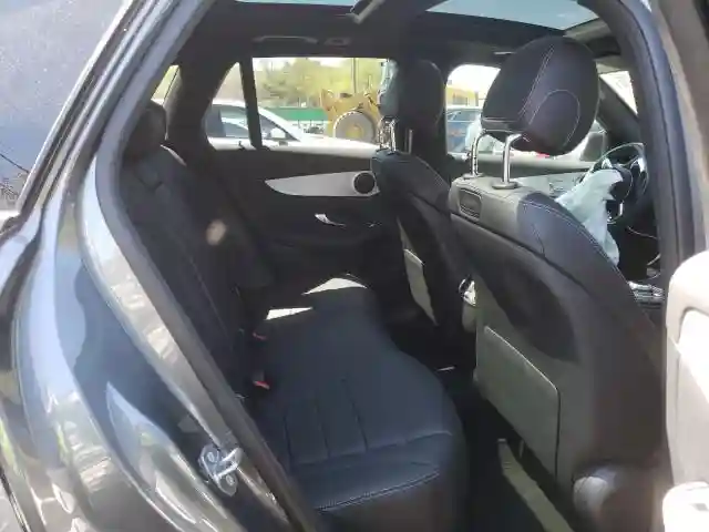 WDC0G4JB0KV188098 2019 MERCEDES-BENZ GLC 300-5