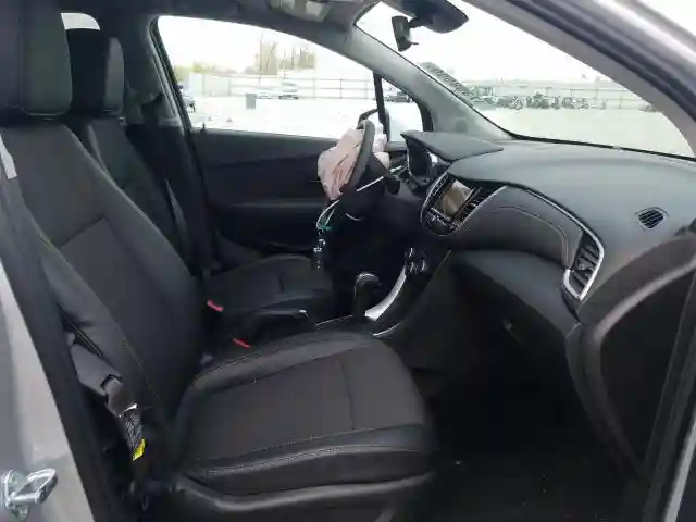 3GNCJPSB9KL306600 2019 CHEVROLET TRAX 1LT-4
