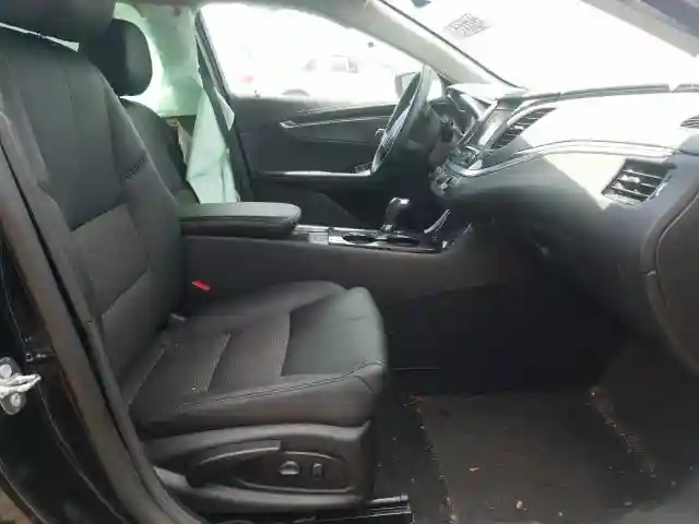 1G11Z5SAXKU135598 2019 CHEVROLET IMPALA LT-4