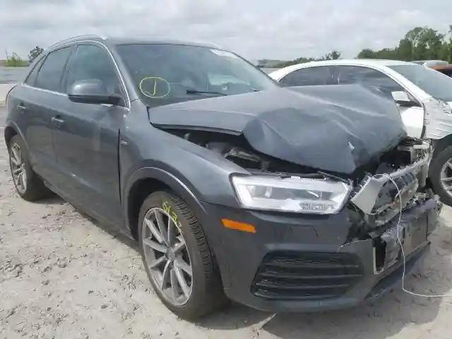 WA1HCCFS1JR005476 2018 AUDI Q3 PREMIUM PLUS-0