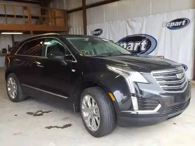 1GYKNBRS7HZ241436 2017 CADILLAC XT5 LUXURY-0