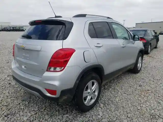 3GNCJPSB9KL306600 2019 CHEVROLET TRAX 1LT-3