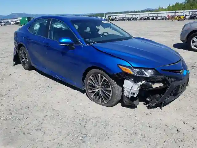 4T1B11HKXJU138619 2018 TOYOTA CAMRY L-0