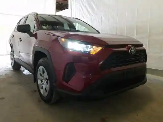 JTMF1RFV3KD014470 2019 TOYOTA RAV4 LE-0