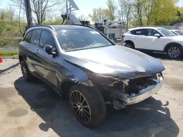WDC0G4JB0KV188098 2019 MERCEDES-BENZ GLC 300-0