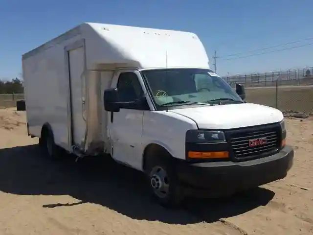 7GZ37TCG6KN012570 2019 GMC SAVANA CUTAWAY G3500-0