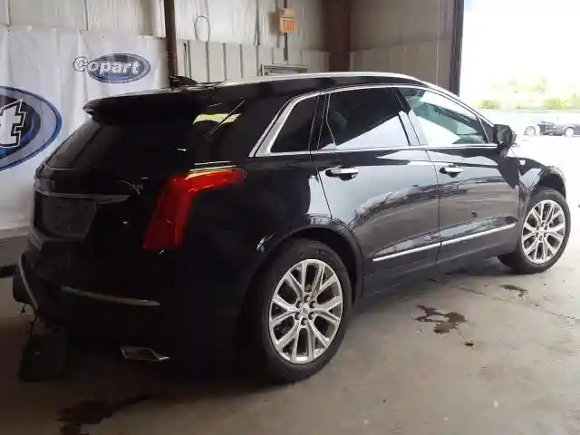 1GYKNBRS7HZ241436 2017 CADILLAC XT5 LUXURY-3