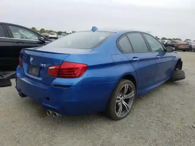 WBSFV9C55FD595235 2015 BMW M5-3