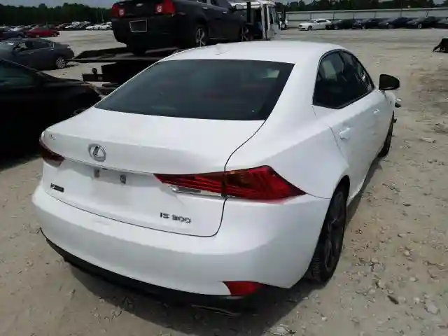 JTHBA1D26J5073366 2018 LEXUS IS 300-3