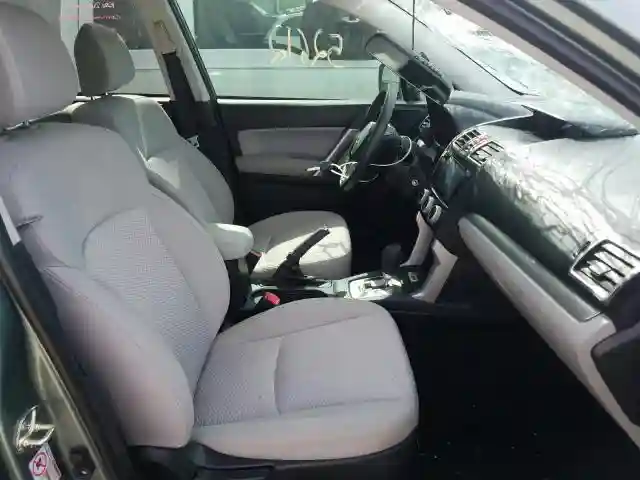 JF2SJAGC0HH563074 2017 SUBARU FORESTER 2.5I PREMIUM-4