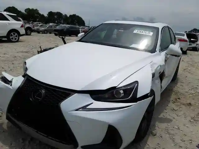 JTHBA1D26J5073366 2018 LEXUS IS 300-1