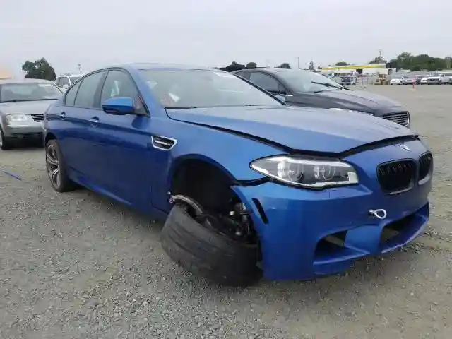 WBSFV9C55FD595235 2015 BMW M5-0