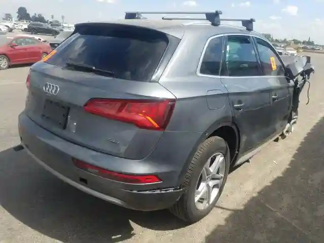 WA1ANAFY6K2109220 2019 AUDI Q5 PREMIUM-3