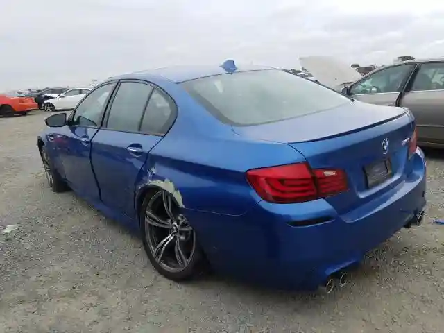 WBSFV9C55FD595235 2015 BMW M5-2