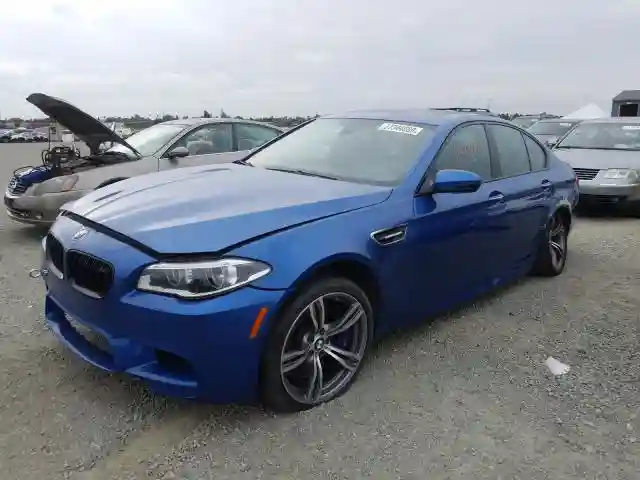 WBSFV9C55FD595235 2015 BMW M5-1