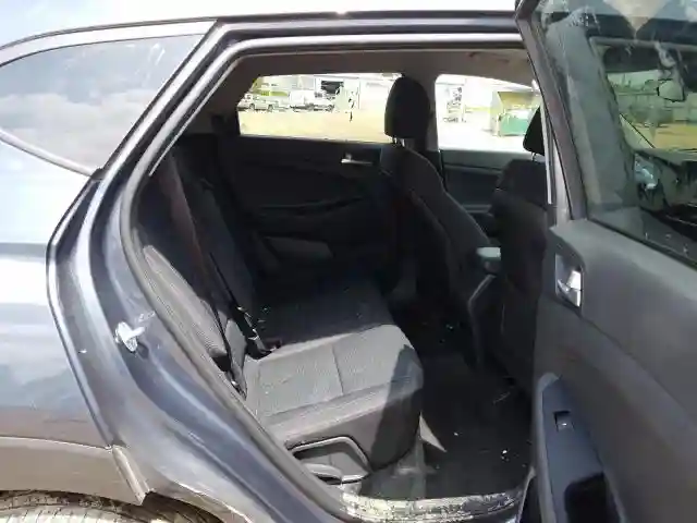 KM8J23A44KU879723 2019 HYUNDAI TUCSON SE-5