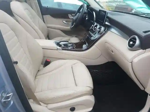 WDC0G4JB3HF115696 2017 MERCEDES-BENZ GLC 300-4