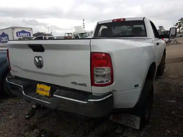 3C63RRAJ5KG660944 2019 RAM 3500 TRADESMAN-3