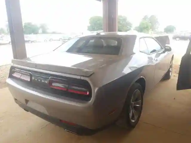 2C3CDZAG4JH317802 2018 DODGE CHALLENGER SXT-3