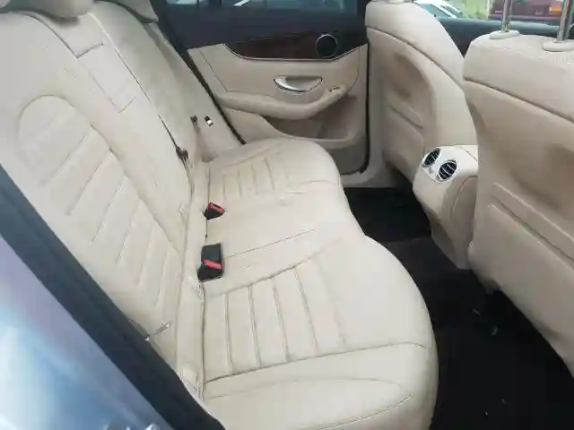 WDC0G4JB3HF115696 2017 MERCEDES-BENZ GLC 300-5