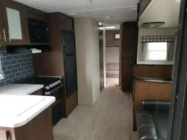5ZT2TRUB9KB****** 2019 WILDWOOD TRACER-5