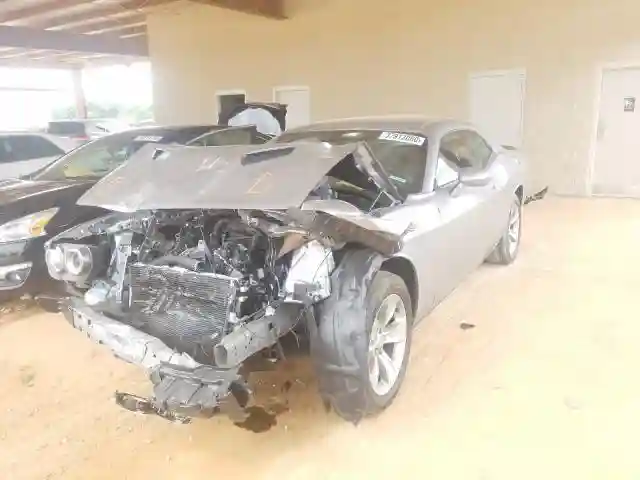 2C3CDZAG4JH317802 2018 DODGE CHALLENGER SXT-1