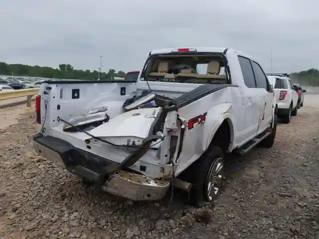 1FTEW1E55JKF72976 2018 FORD F150 SUPERCREW-3