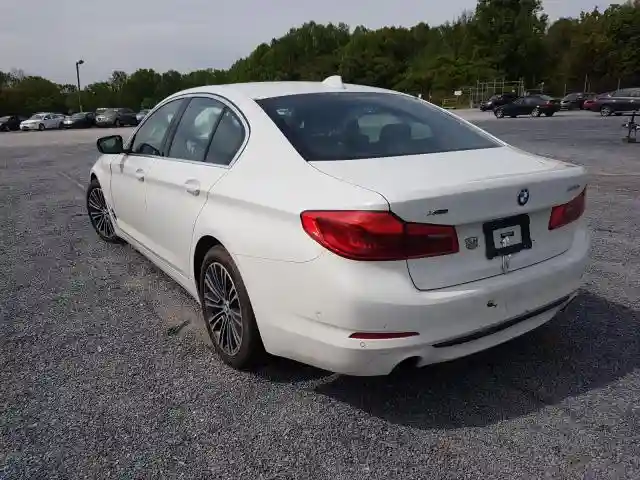 WBAJA7C50KWW00483 2019 BMW 530 XI-2