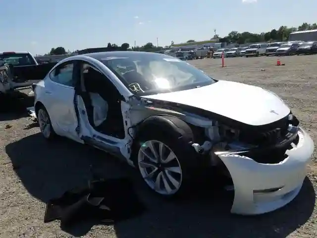 5YJ3E1EB3LF638909 2020 TESLA MODEL 3-0