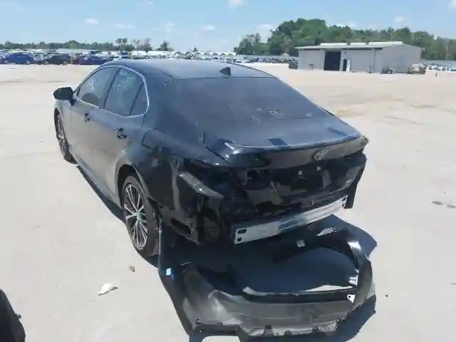4T1G11AK3LU326028 2020 TOYOTA CAMRY SE-2
