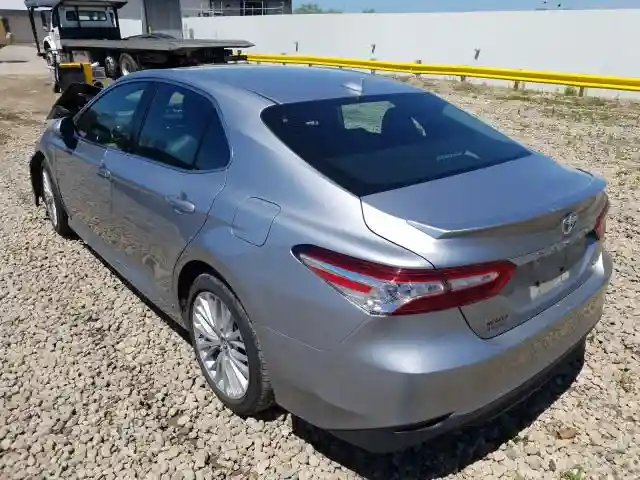 4T1B11HK1KU245916 2019 TOYOTA CAMRY L-2