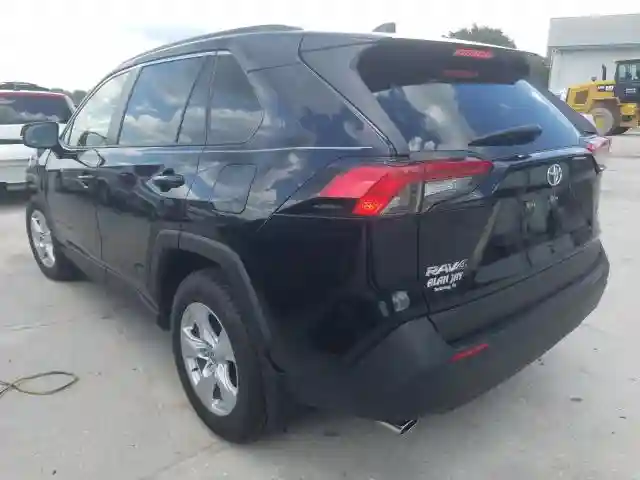 JTMW1RFV5LJ017437 2020 TOYOTA RAV4 XLE-2
