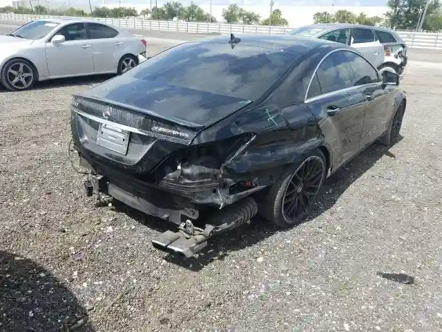 WDDLJ7GB3FA136206 2015 MERCEDES-BENZ CLS 63 AMG S-MODEL-3