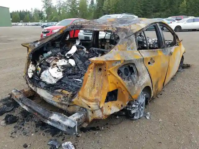 JTDKARFP6H3056906 2017 TOYOTA PRIUS PRIME-3