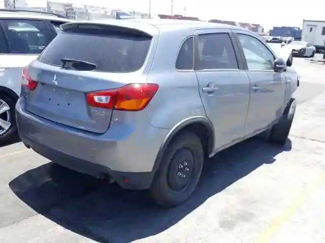JA4AP3AU9HZ035947 2017 MITSUBISHI OUTLANDER SPORT ES-3