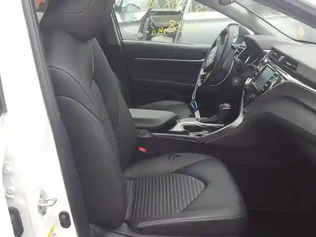 4T1B11HK3JU612765 2018 TOYOTA CAMRY L-4