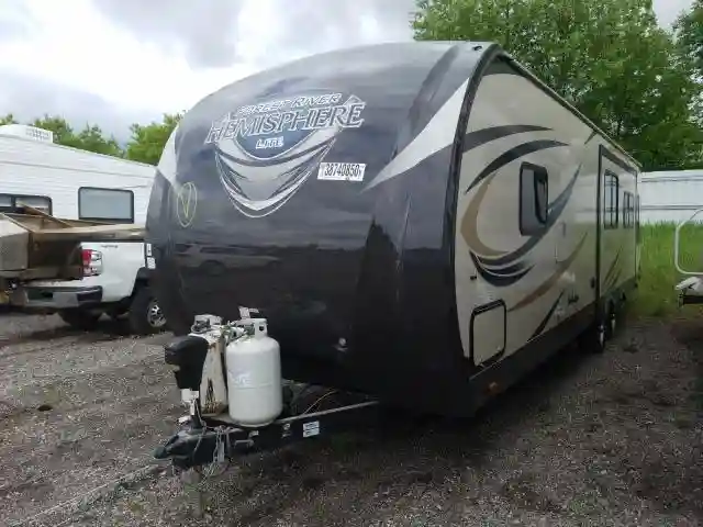 4X4TSBC20GU078534 2016 WILDWOOD HEMISPHERE-1